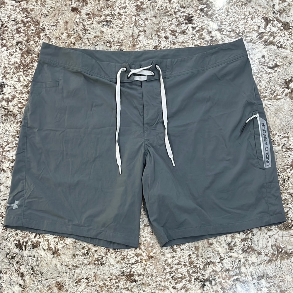 Under Armour Gray Board Shorts Quick-Drying Swimwear, Size 42